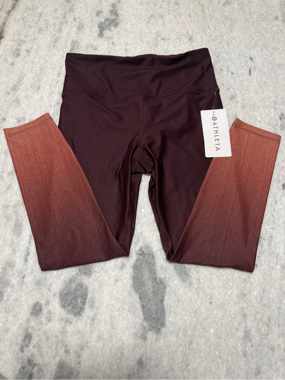 Athleta  Ultra High Rise Elation 7/8 Tight Leggings, Red Ombre Yoga NWT, Size M
